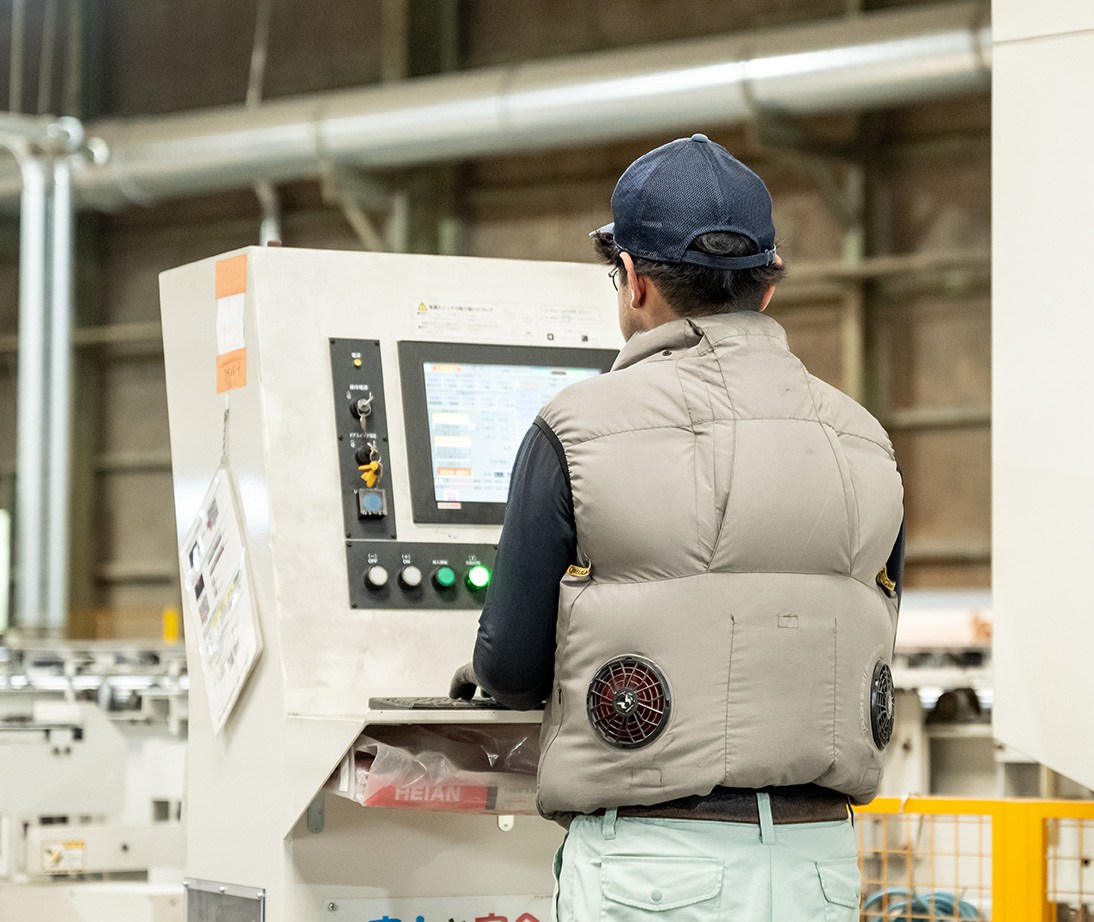 ハイテク匠作業風景