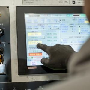 プレカット工場作業風景写真